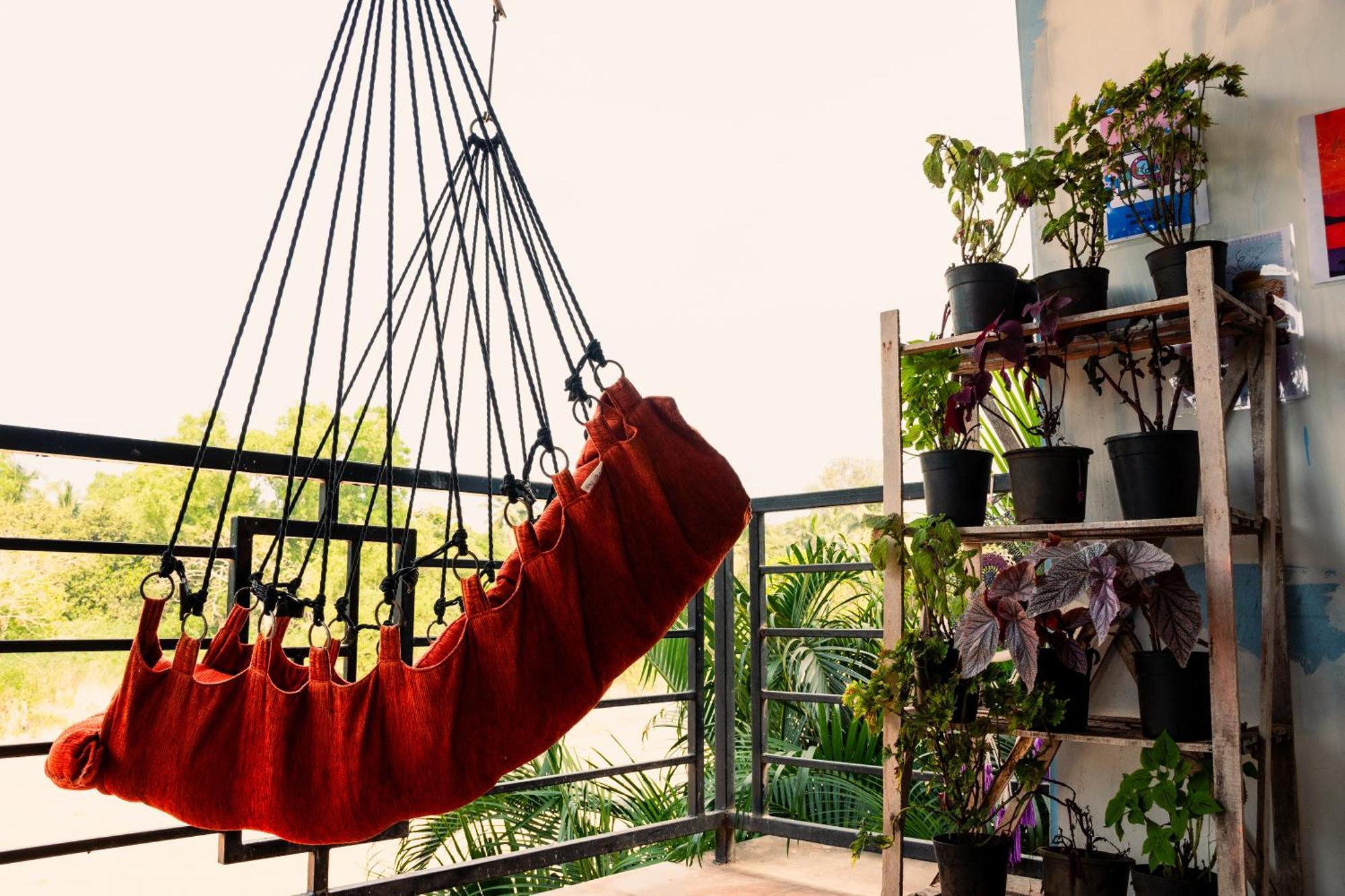 Last Minute Trip Hostel Morjim Esterno foto